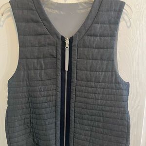 Lululemon reversible reflective vest.